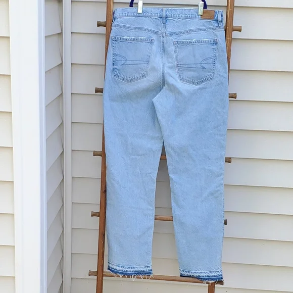 American Eagle Outfitters Super High Rise Straight Jeans Size 12 - Picture 3 of 7